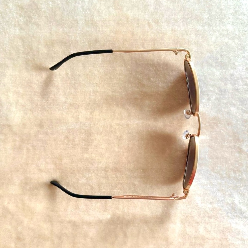 Vintage Gold Oval Sunglasses - Picture 3 of 5